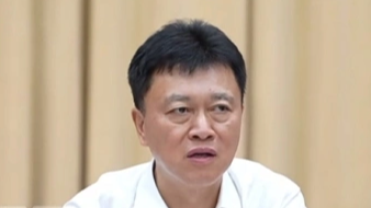 重庆荣昌区委书记：交警不是贴罚单的