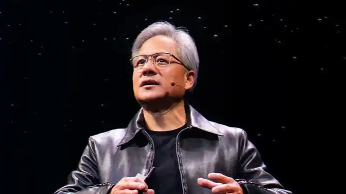 黄仁勋访华盼合作 特朗普回应