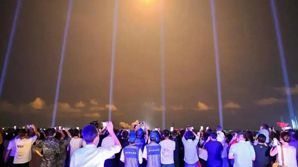 追火箭上火星 科技旅游火出圈