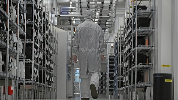 荷兰回应“强制”接管中资芯片企业