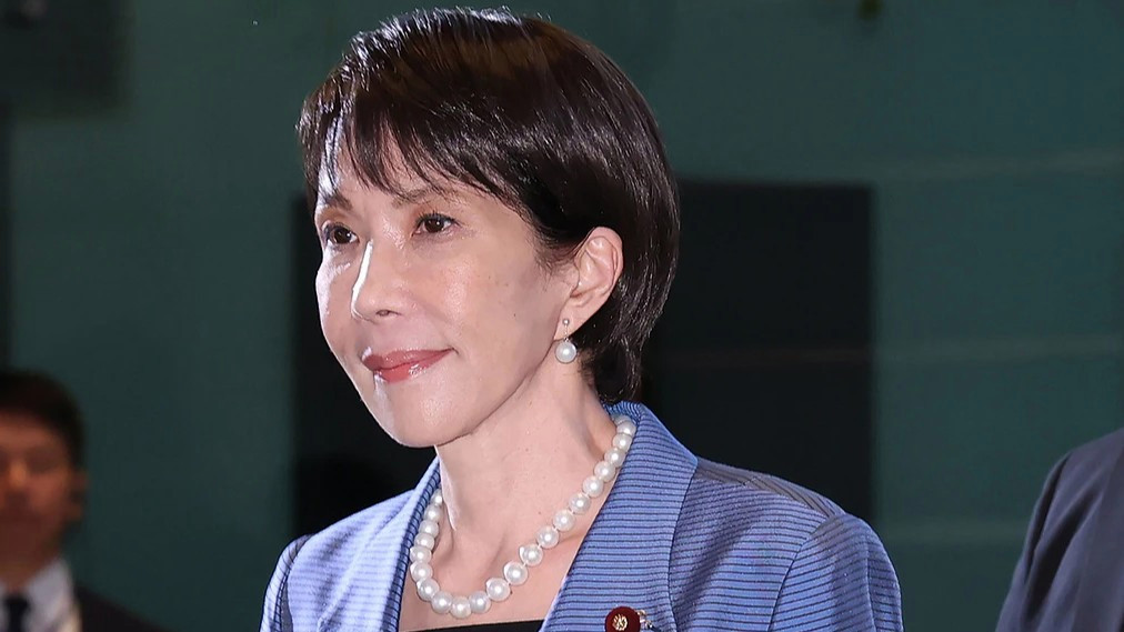 高市早苗举行就任后首次记者会