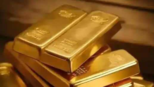 黄金暴跌 有人前一天赚4万今天亏4万