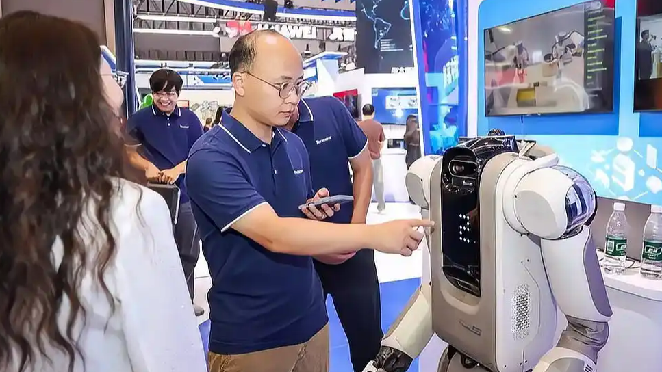 养老机器人距离我们有多远