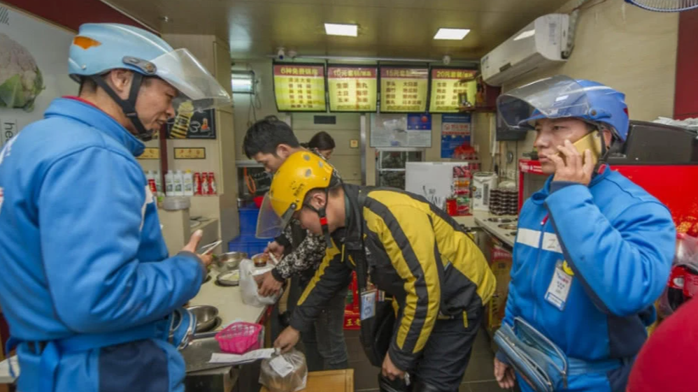 外卖档口利用AI营造精品堂食店氛围