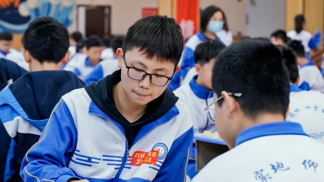 14岁初中生作文看哭全网 本人回应