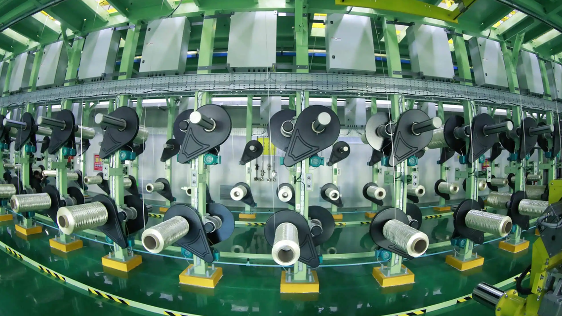 “地表超强材料”投产 中国传好消息