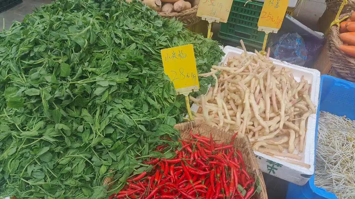 小米辣涨到28元1斤 市民：顶两斤肉