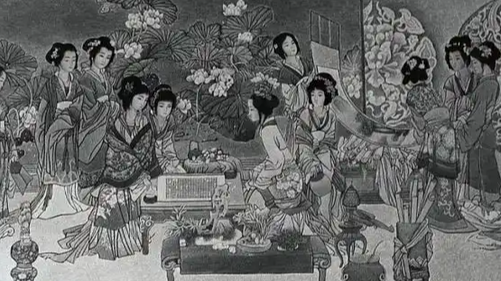 手握2斤的“针” 她在石头上“绣”画