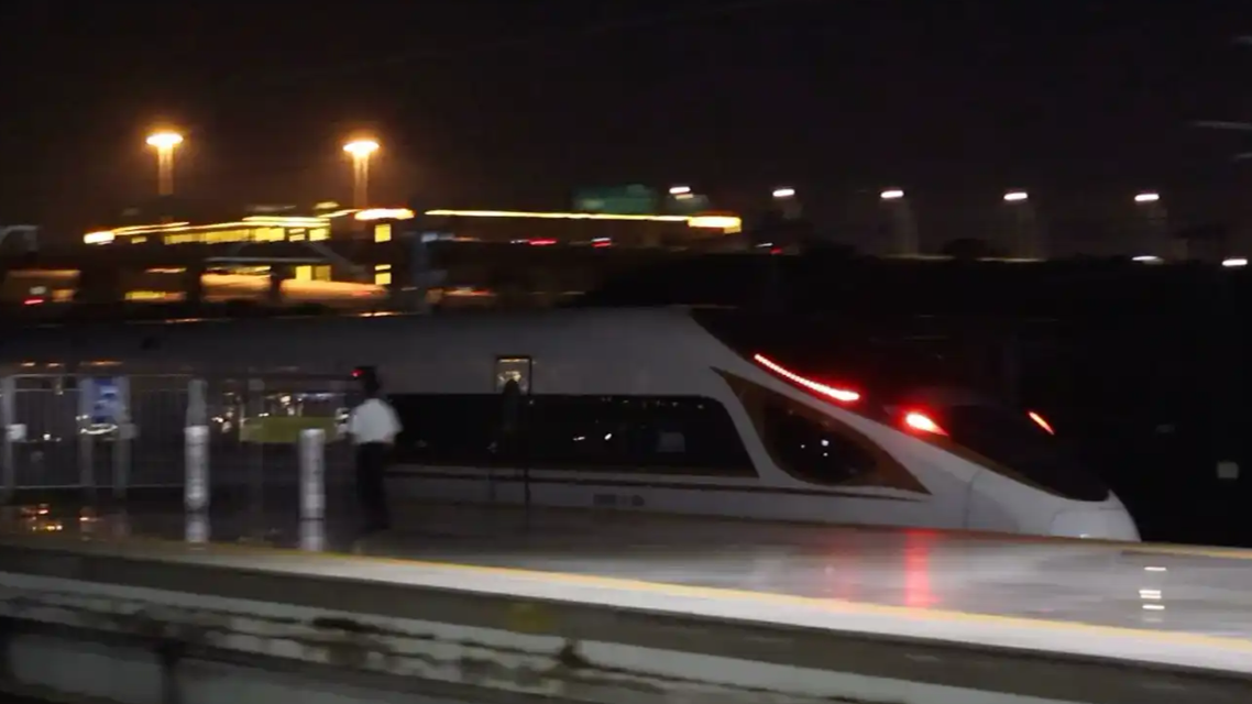 京沪夜班高铁将上线 0点出发5点到