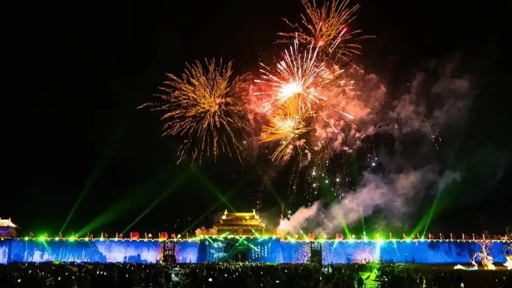 “跨年好去处”搜索热度飙升