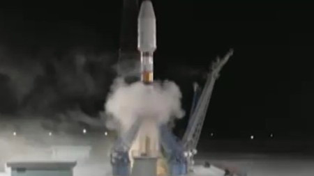 俄罗斯发射“一箭52星”