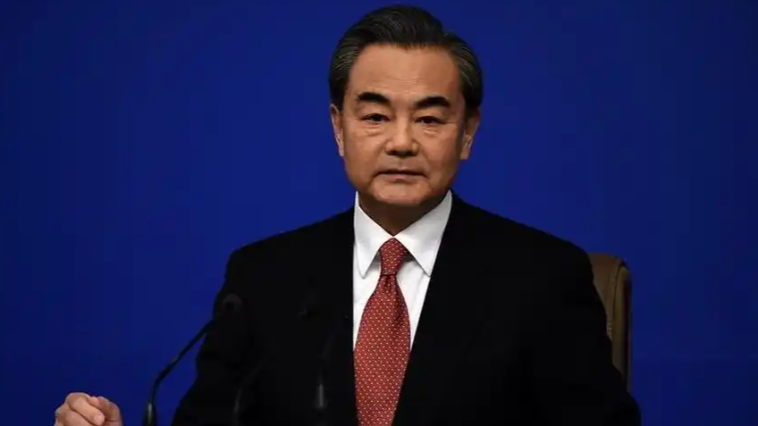 王毅同韩国外长赵显通电话