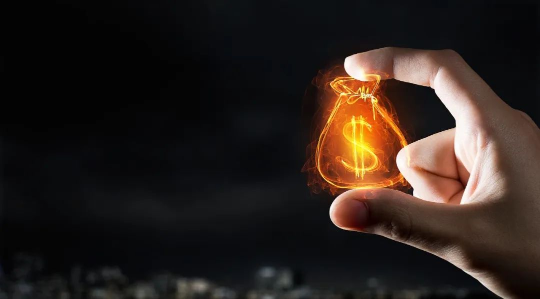 管着1.78万亿养老金的系统“炸了”！官网一团糟，170万人却被要求：“先别急，等AI上线再说”