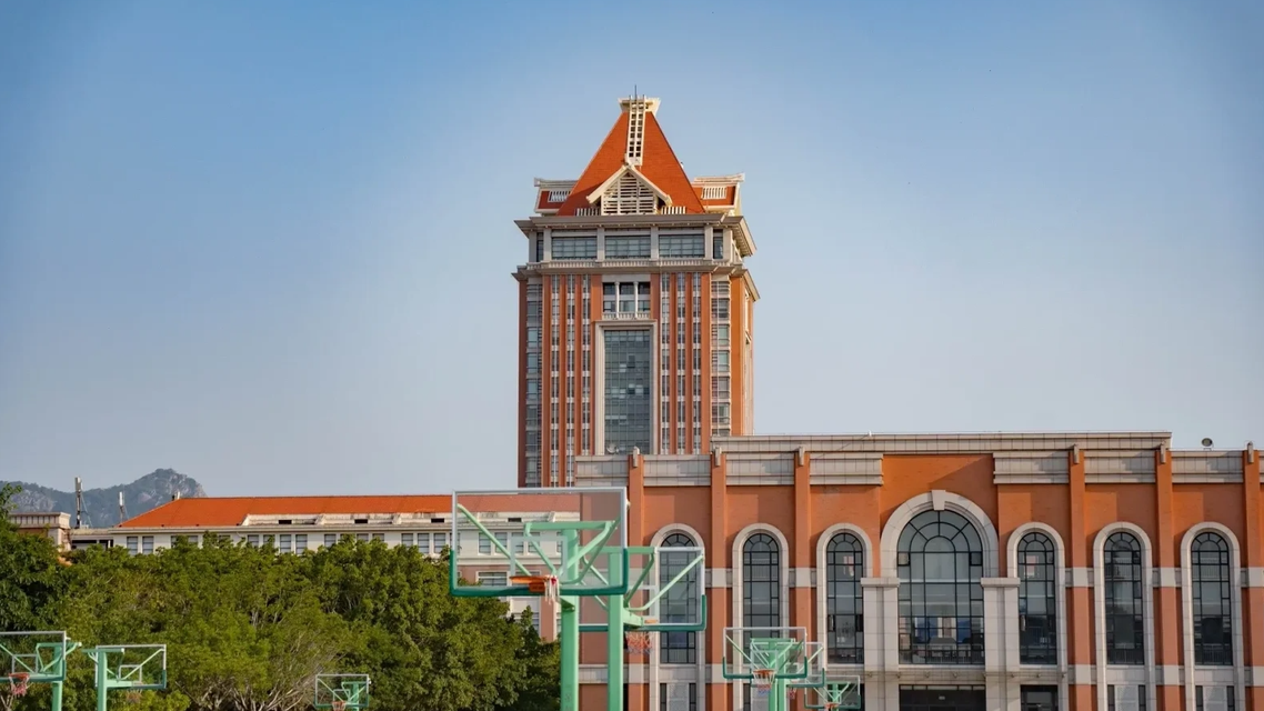 集美大学回应花720万元采购可乐