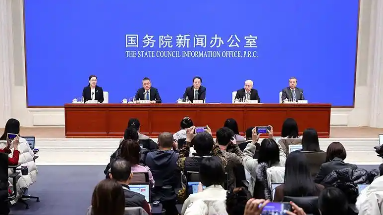 发改委：正研究制定城乡居民增收计划