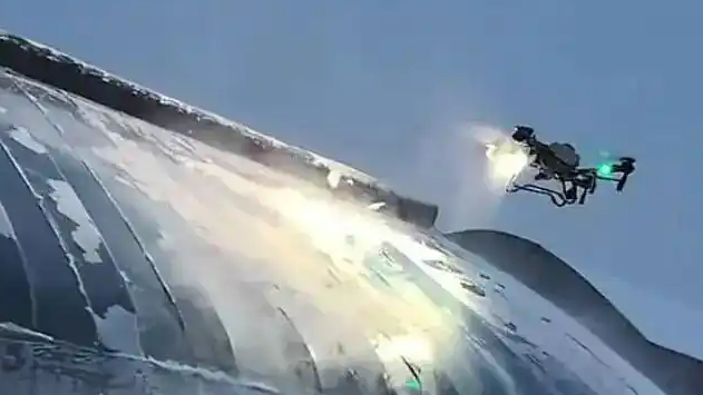无人机除雪生意火爆 飞手：干不完