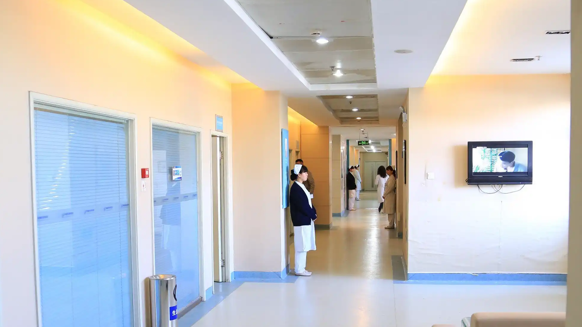 委员：医务人员薪酬不应与创收挂钩