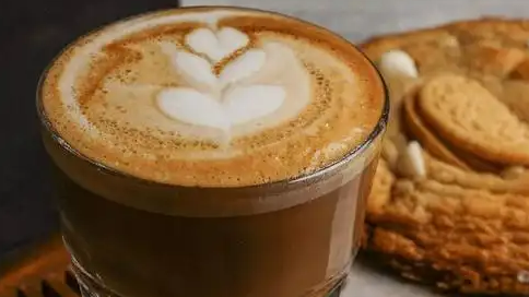 9块9不香了？资本重新押注30元咖啡