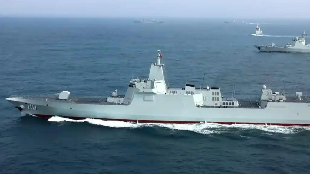 “万吨大驱”上新 或装载更先进导弹