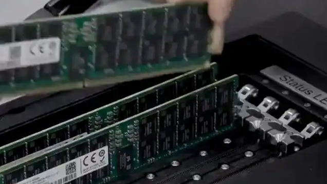 32G内存涨了约3000元