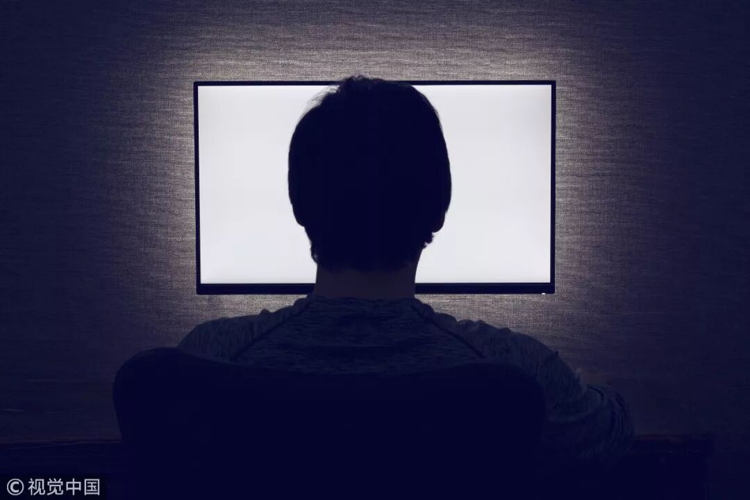 13年Meta老员工、54岁被裁：曾被CEO亲自表扬，却突变“最差绩效”，1200万美元股票「一夜作废」！