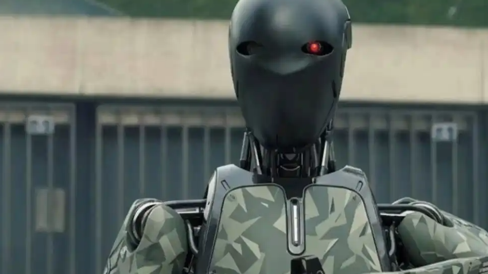 俄乌战场惊现持枪机器人