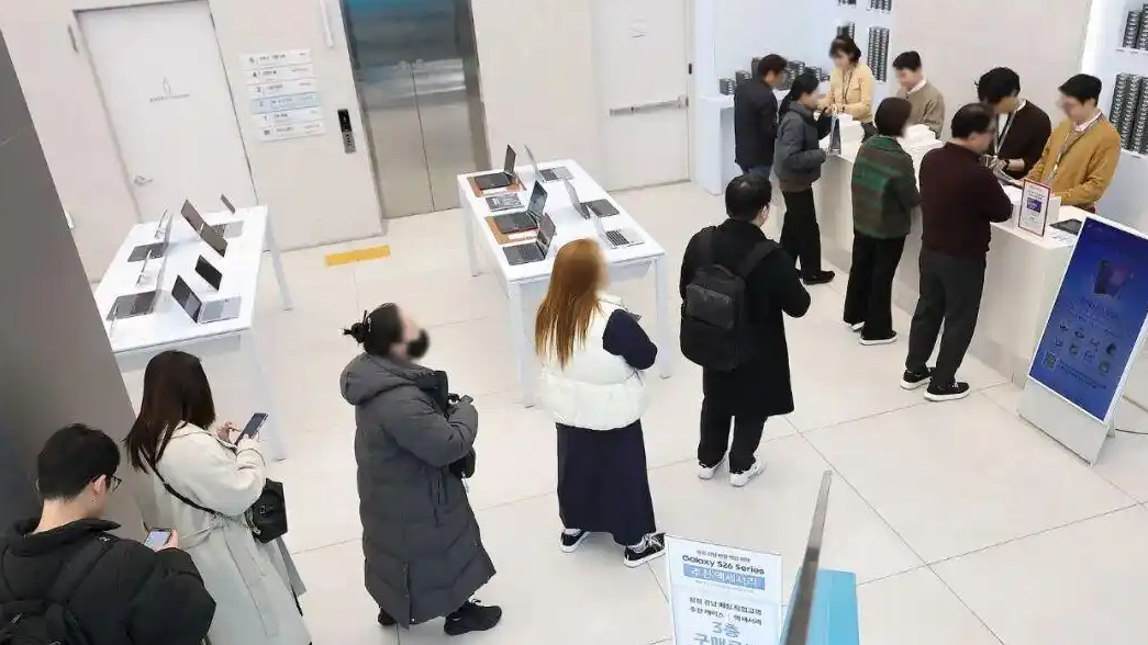 涨价后 年轻人的旧手机忽然不卡了