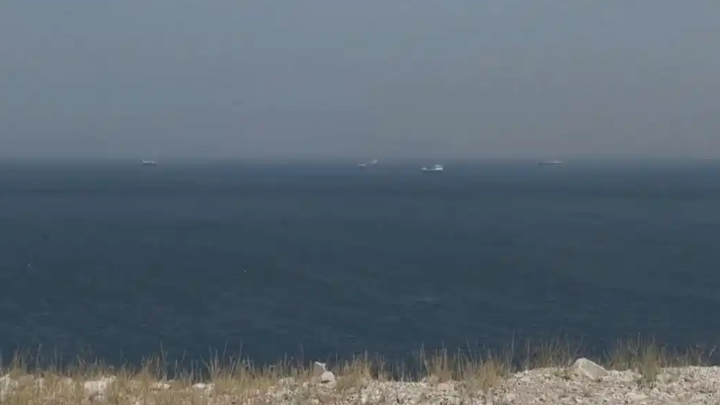 伊朗议会批准对霍尔木兹海峡收通行费