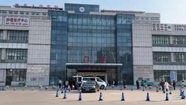 男子发现胆囊被“切”：从没做过手术