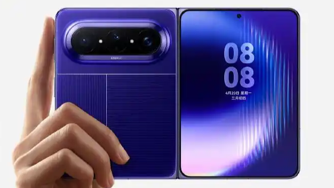 华为横向阔折叠手机曝光