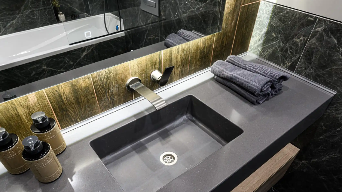 高端酒店减塑困局：禁不掉“六小件”