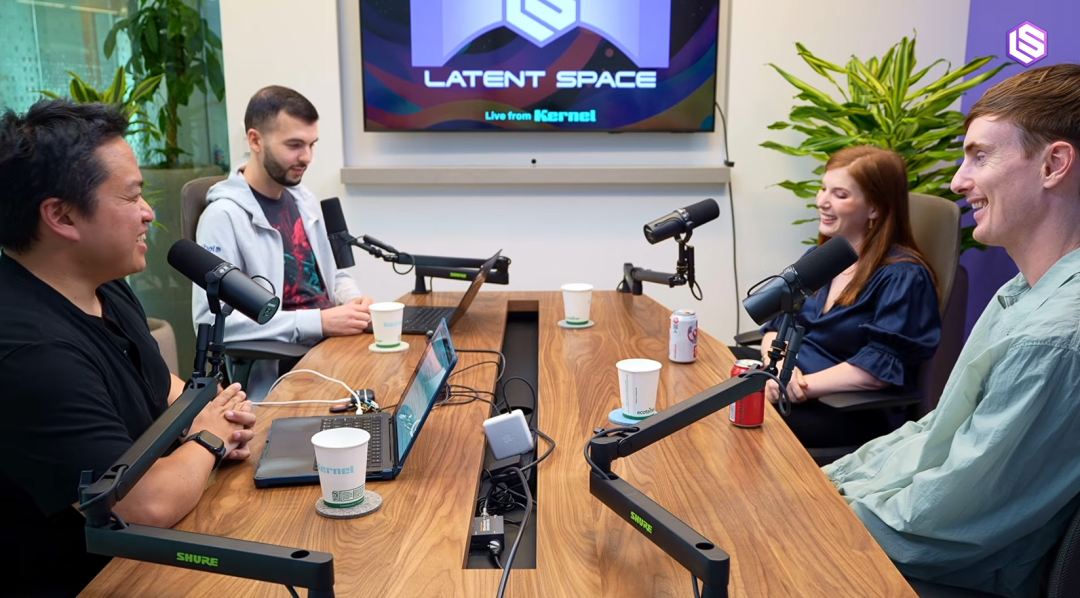 不再迷信Hackathon，把Agent推翻重做了4次！Notion负责人复盘：做AI产品如何避免“逆流而上”？