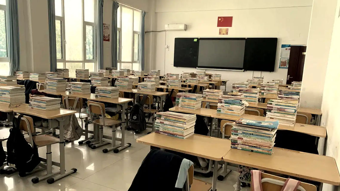 大学生回炉读技校释放什么信号