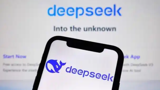 DeepSeek致谢近300研发者10人已离职