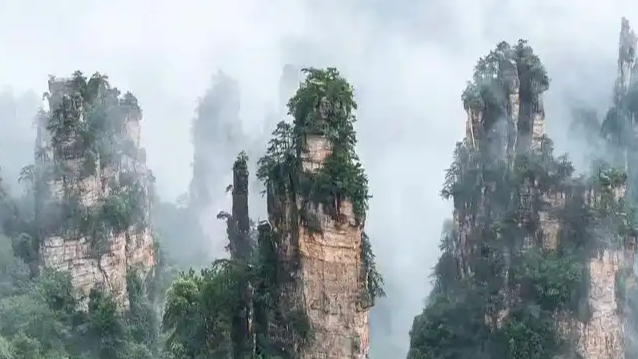 张家界天门山、丽江古城等景区被点名