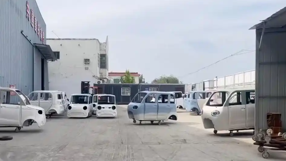 央视曝光危险的“手搓汽车”