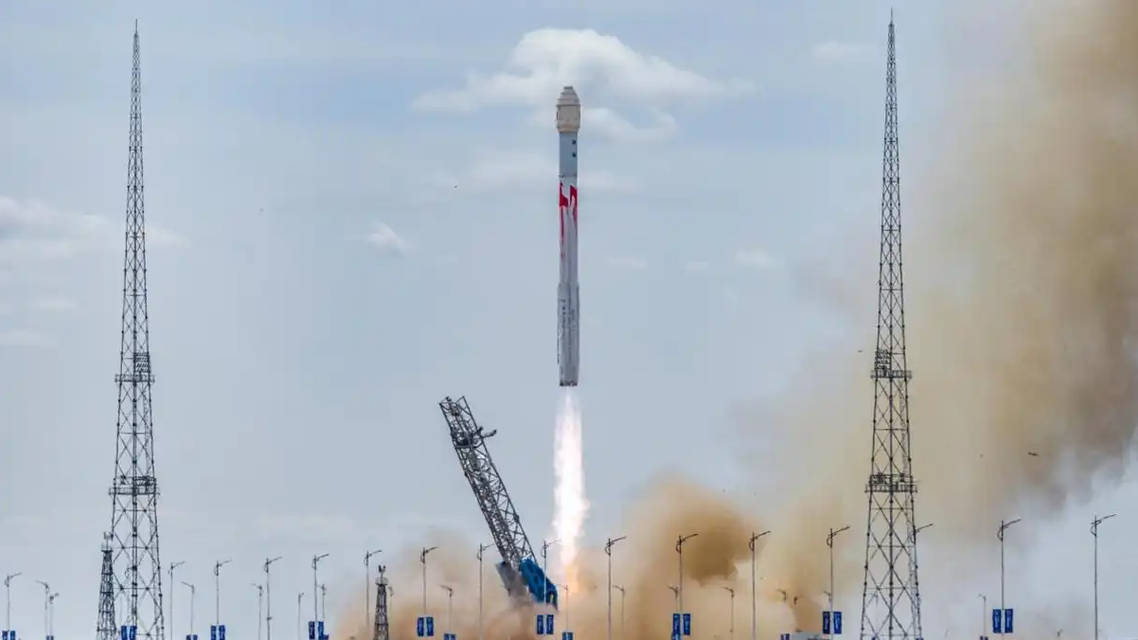 朱雀二号改进型遥五运载火箭发射成功