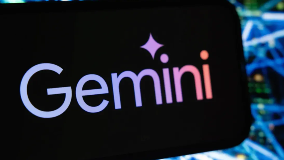 苹果AI告急 库克押注谷歌Gemini救场