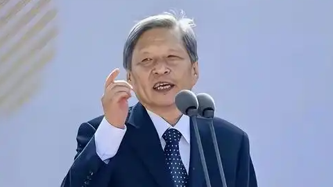 王树国：福耀科大数学用英文原版教材
