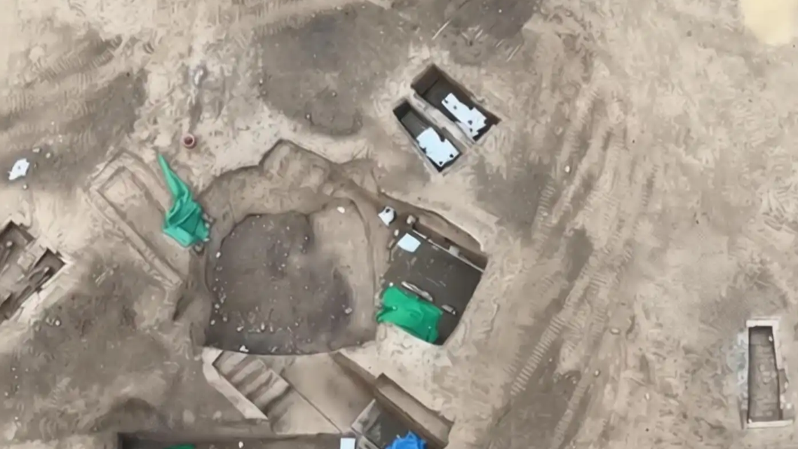 山东潍坊市区一楼盘工地发现墓葬群